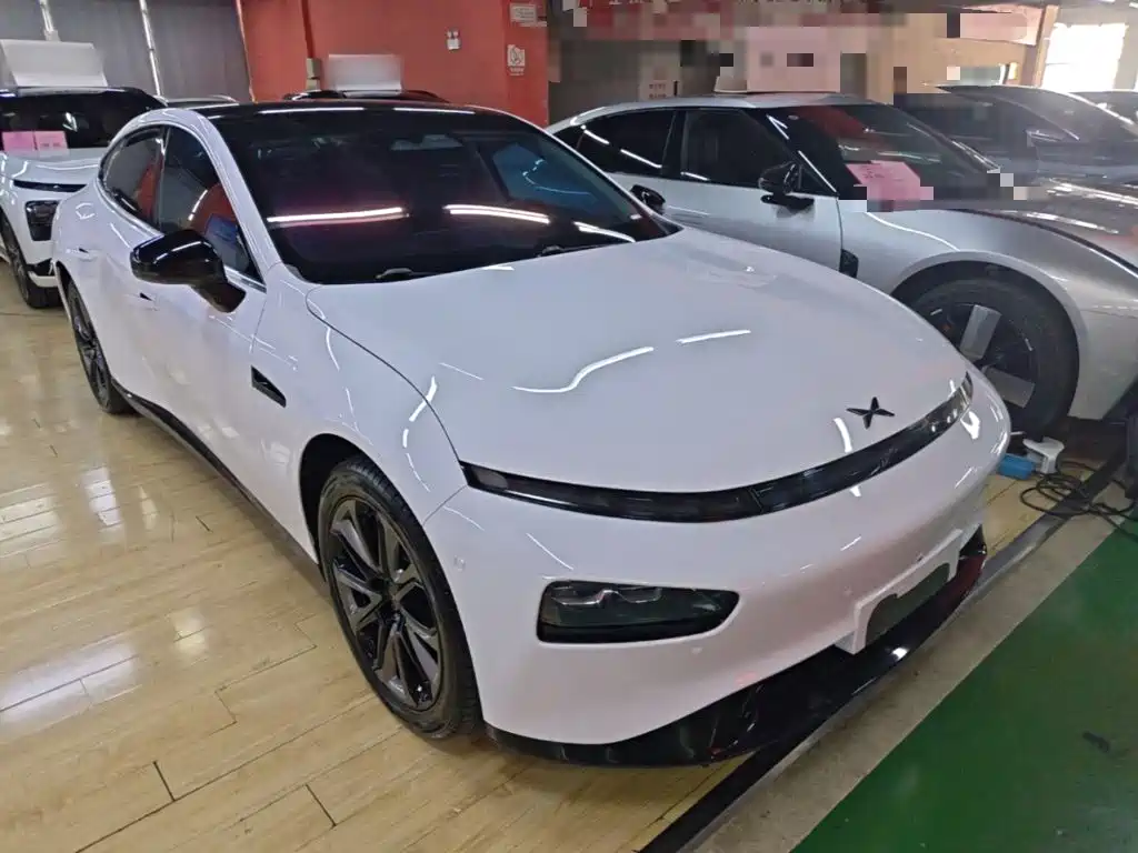 XPeng P7 — миниатюра 4