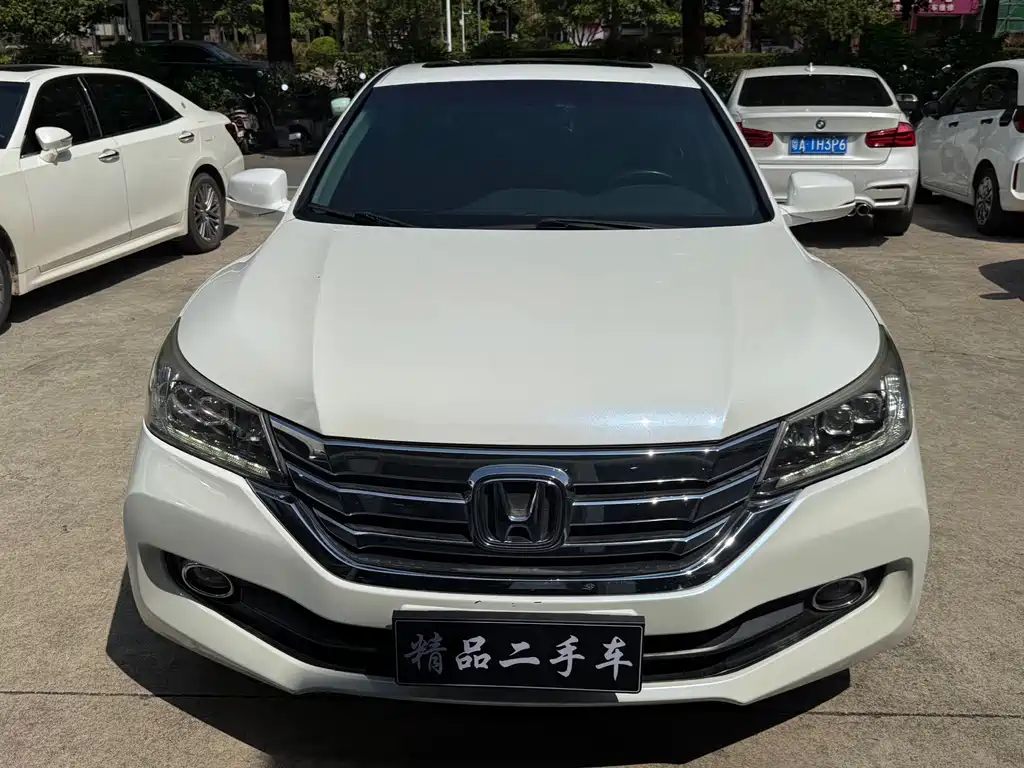 Honda Accord — миниатюра 2