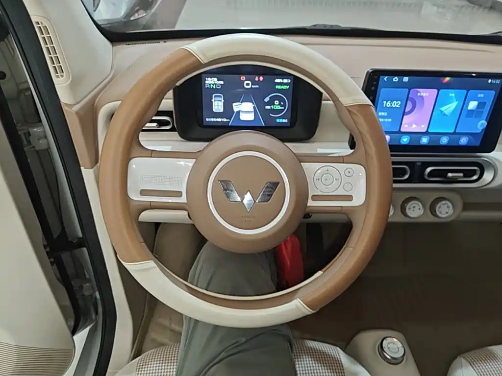 Wuling MINIEV — миниатюра 11