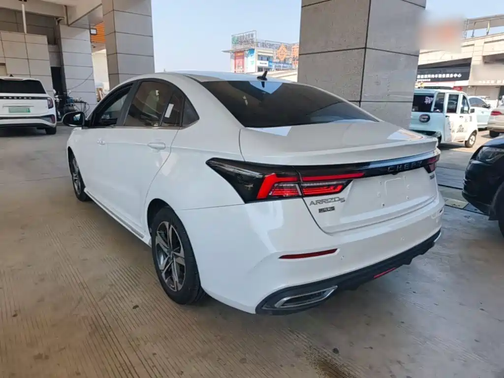 Chery Arrizo 5 PLUS — миниатюра 5