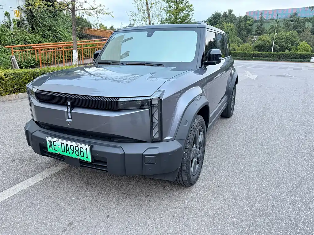 iCAR iCAR 03