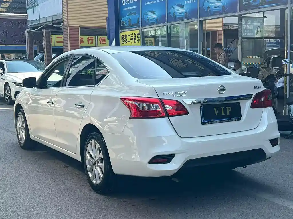 Nissan Sylphy — миниатюра 5