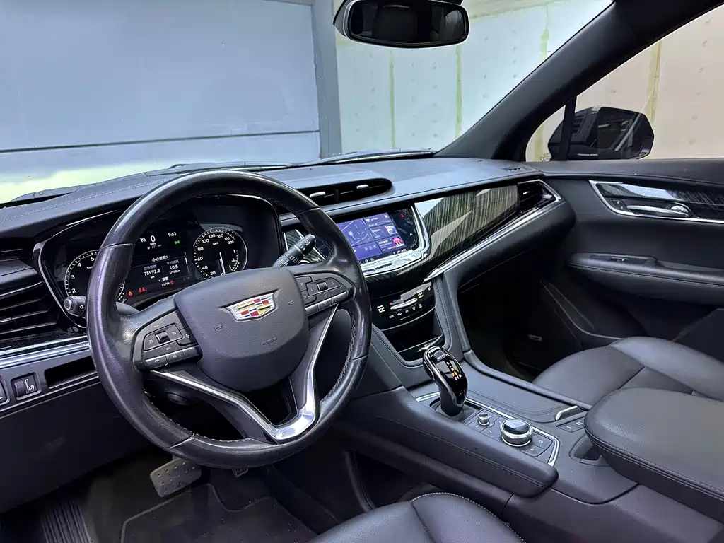Cadillac XT6 — миниатюра 10