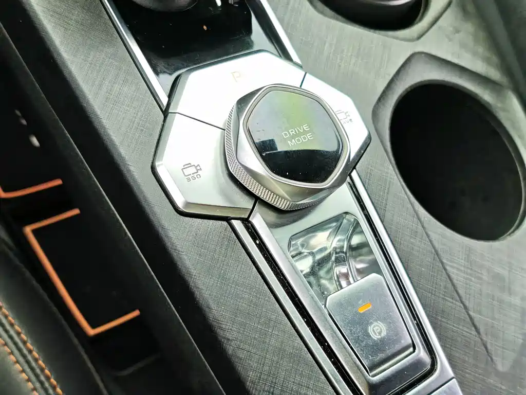 Changan UNI-V — миниатюра 25