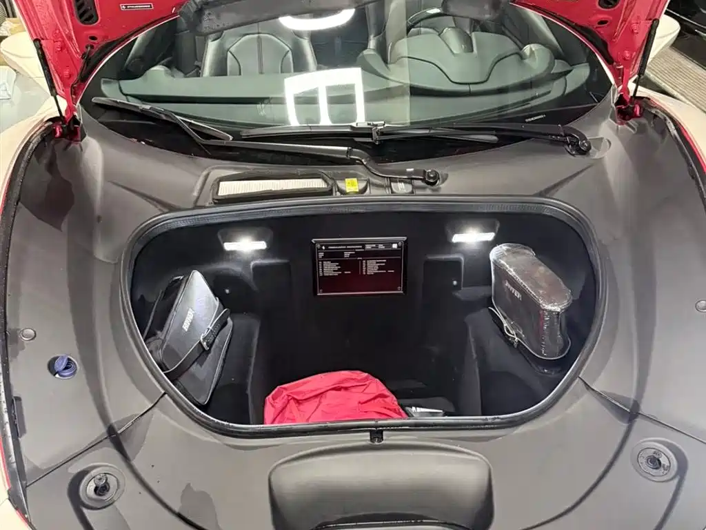 Ferrari F8 2020 Spider 3.9T V8