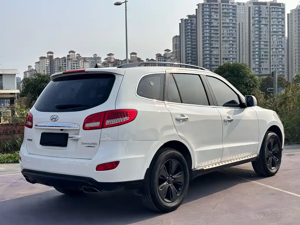 Hyundai Santa Fe Classic — миниатюра 6