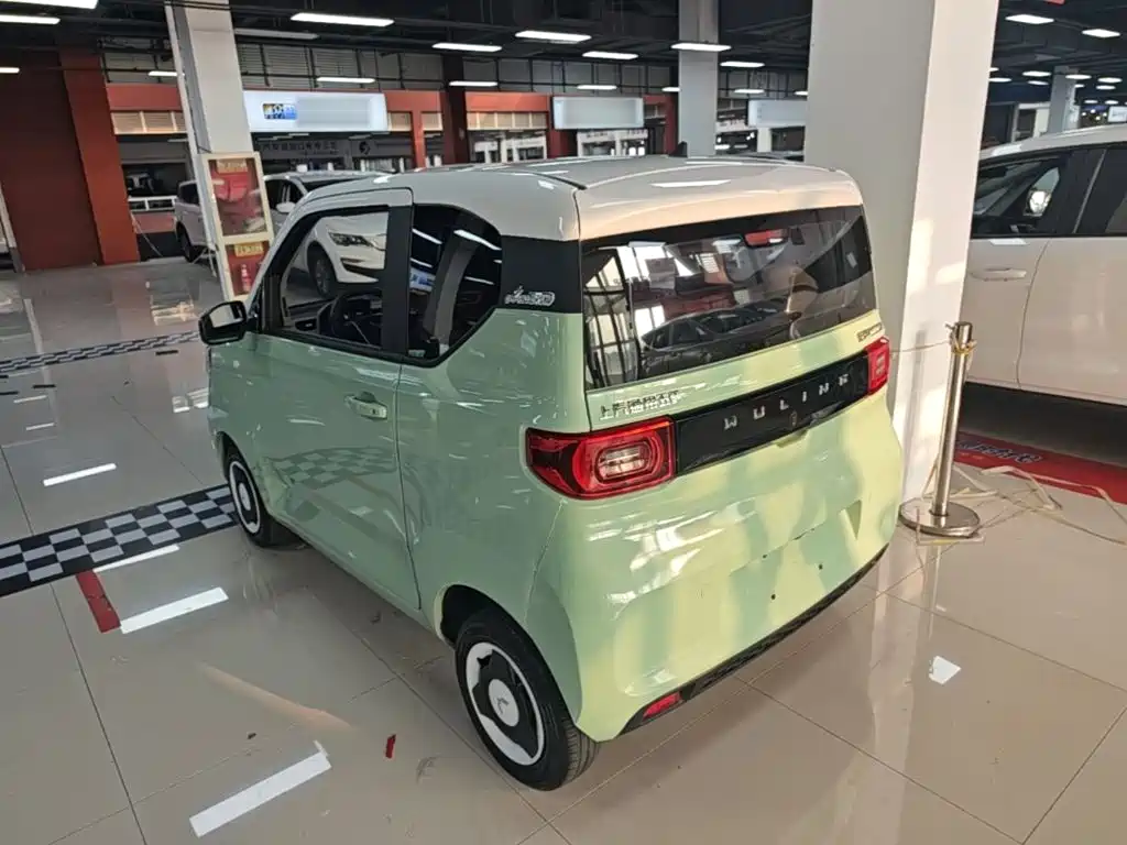 Wuling MINIEV — миниатюра 5