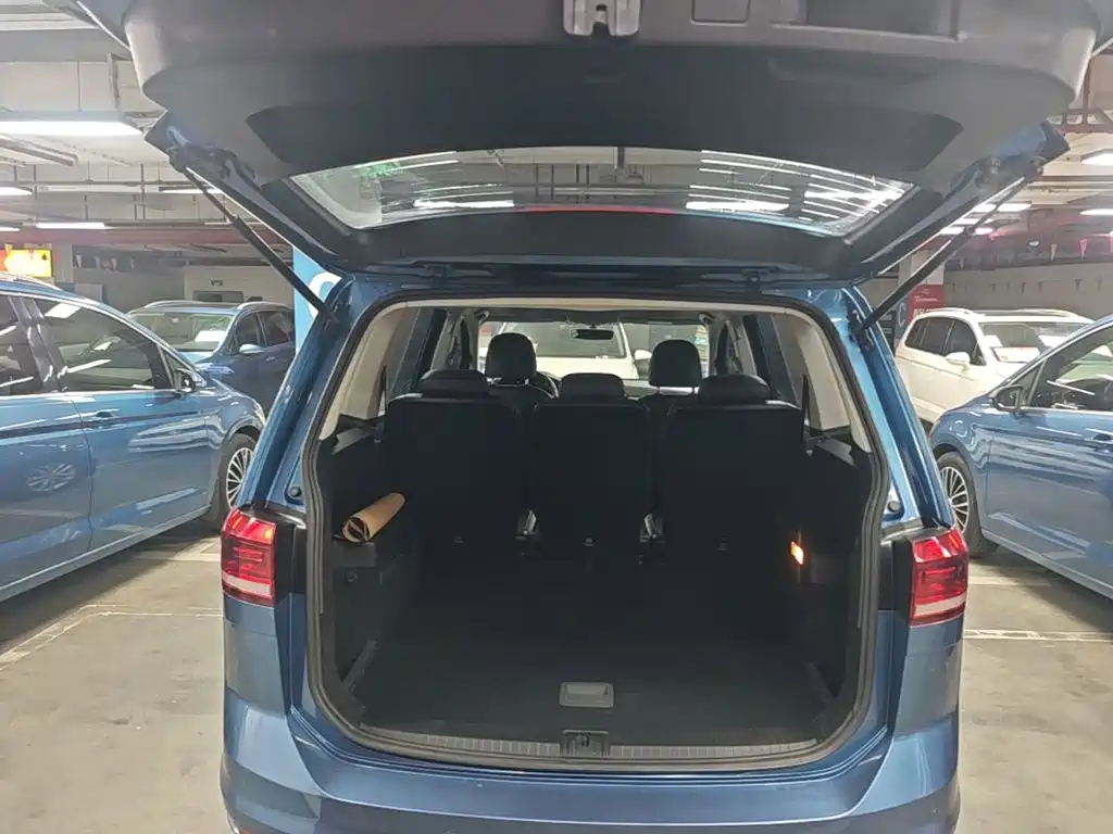 Volkswagen Touran — миниатюра 19