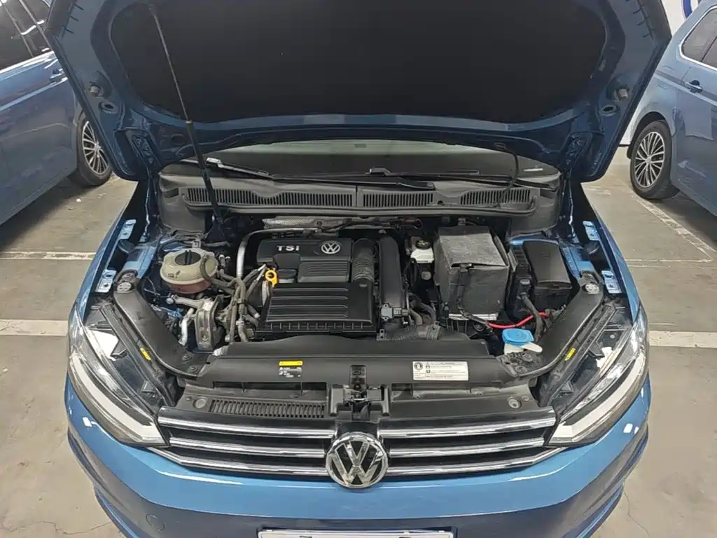 Volkswagen Touran — миниатюра 20