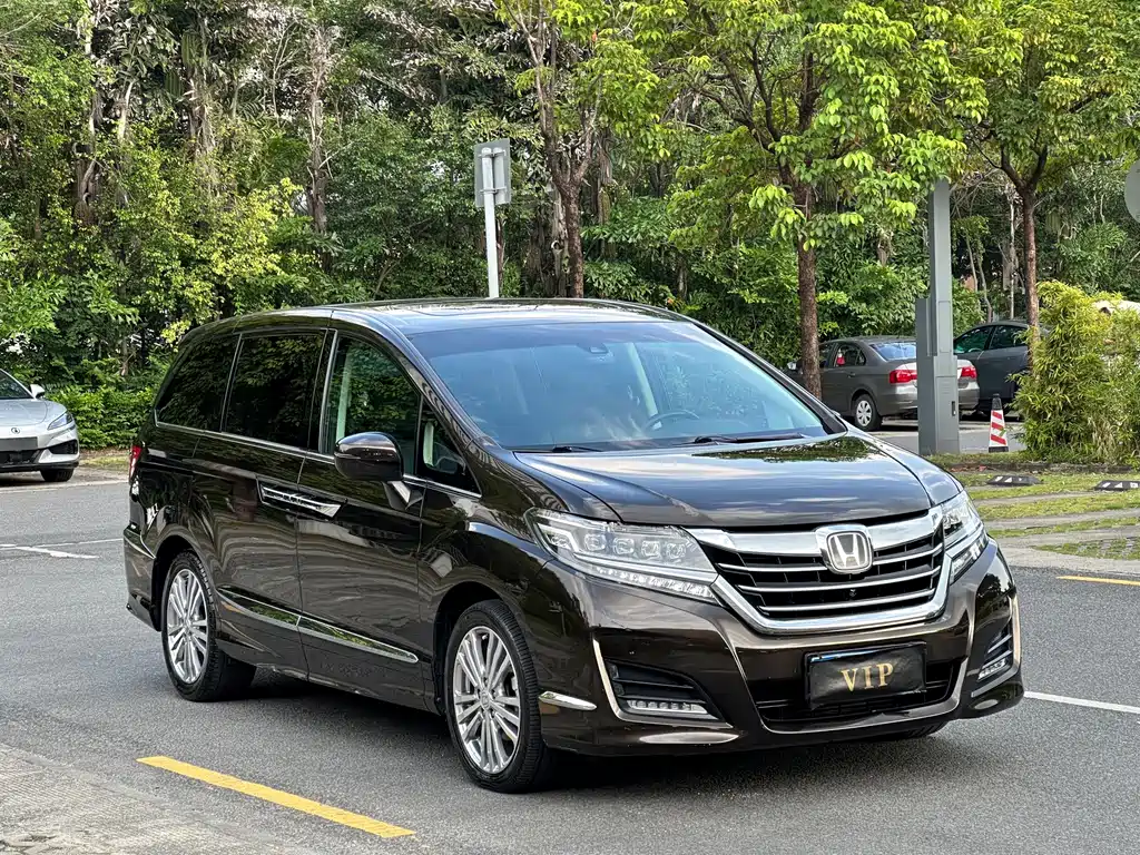 Honda Elysion — миниатюра 3