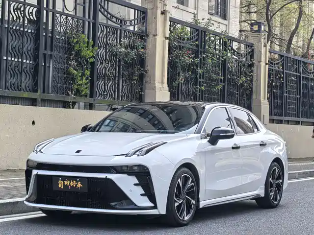 2024 Lynk & Co 03