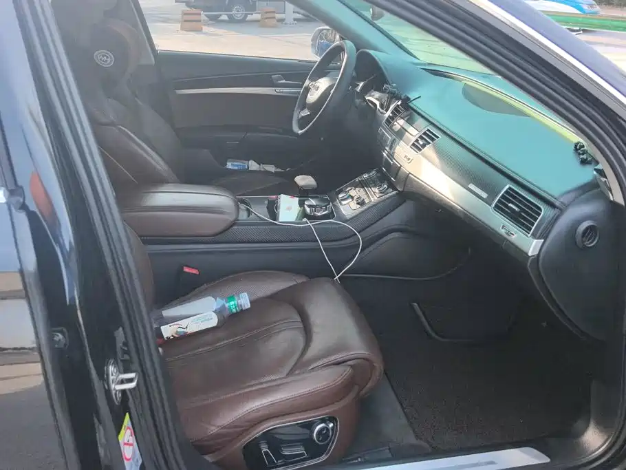 Audi A8 — миниатюра 8