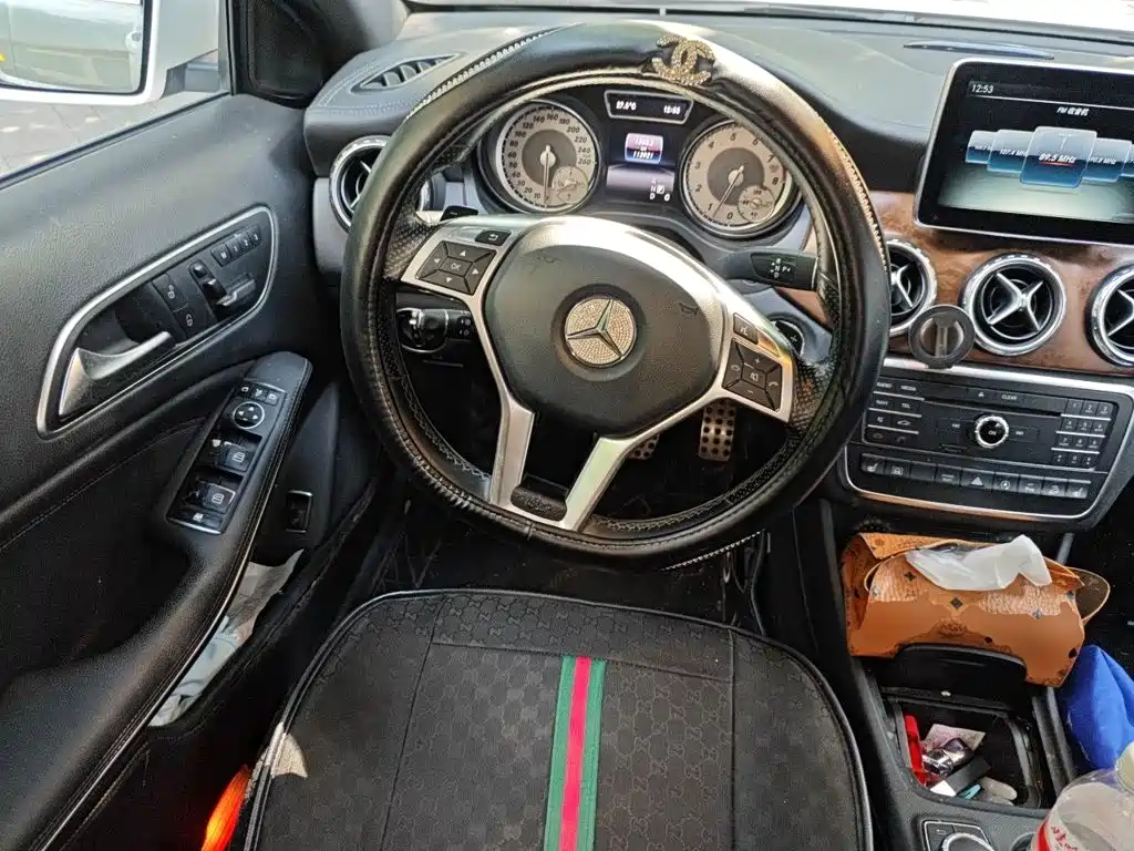 Mercedes-Benz GLA — миниатюра 11