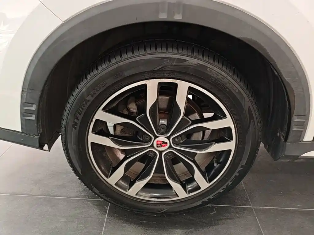 Roewe RX5 — миниатюра 23
