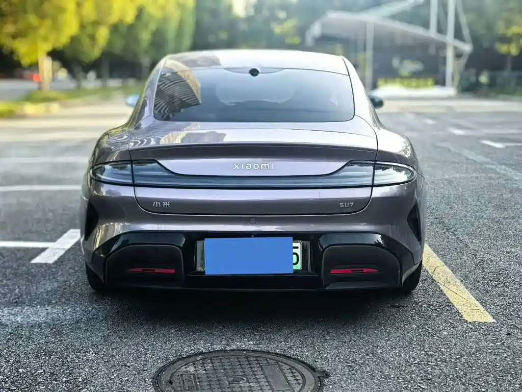 Xiaomi SU7 — миниатюра 12