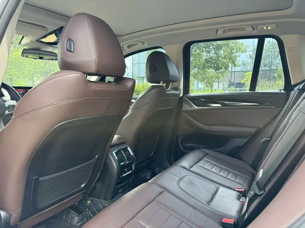 BMW X3 — миниатюра 5
