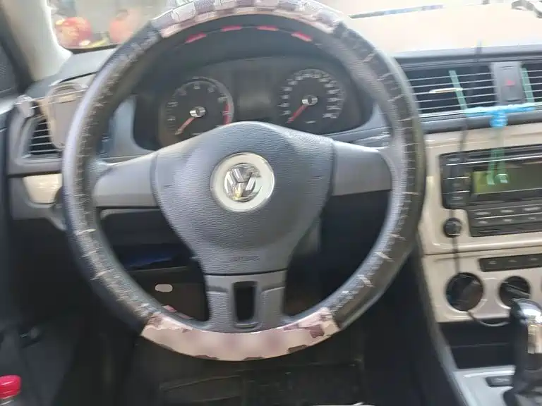 Volkswagen Lavida — миниатюра 6