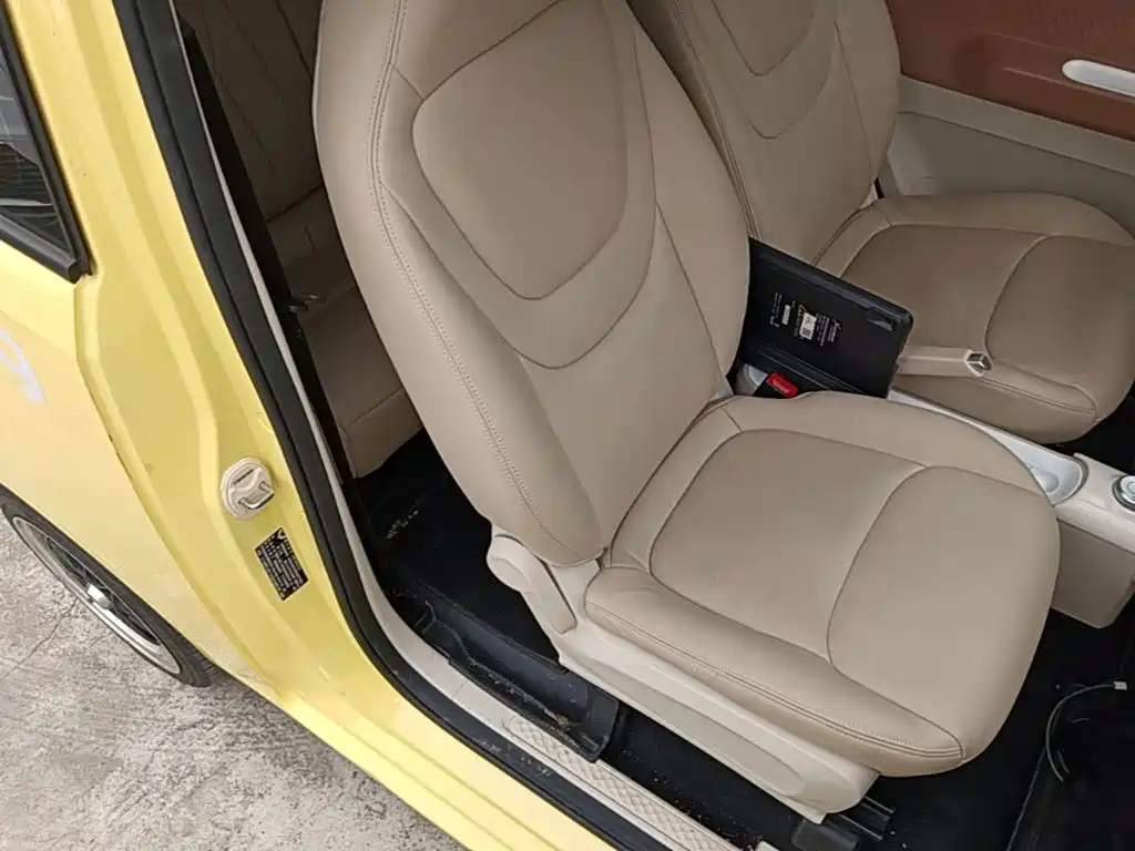 Wuling MINIEV — миниатюра 25
