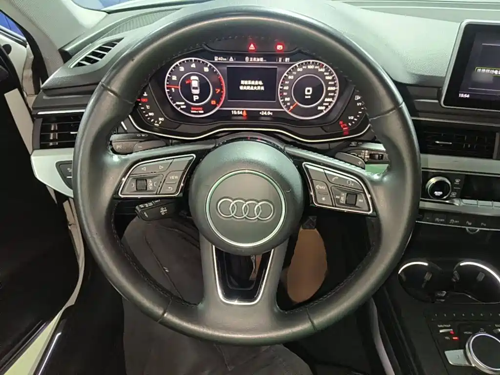 Audi A4L — миниатюра 11
