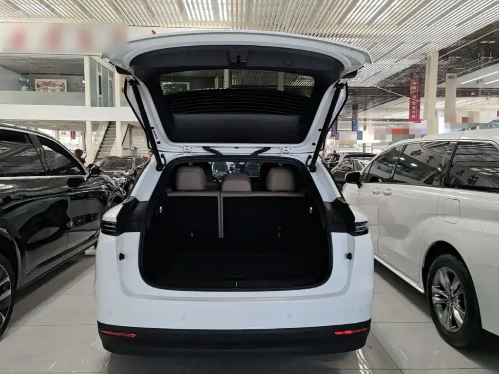 Li Auto Li i6 — миниатюра 19
