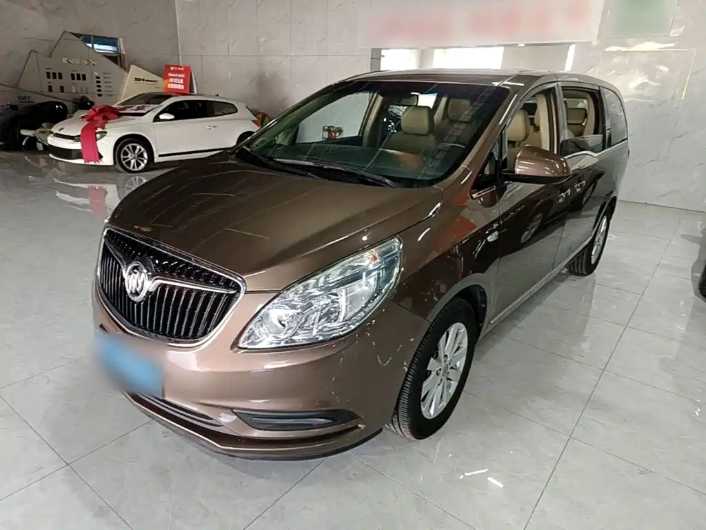 Buick GL8 — миниатюра 2