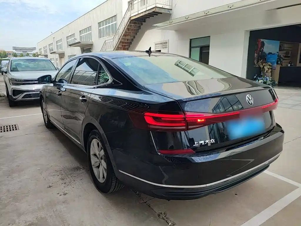 Volkswagen Passat — миниатюра 5