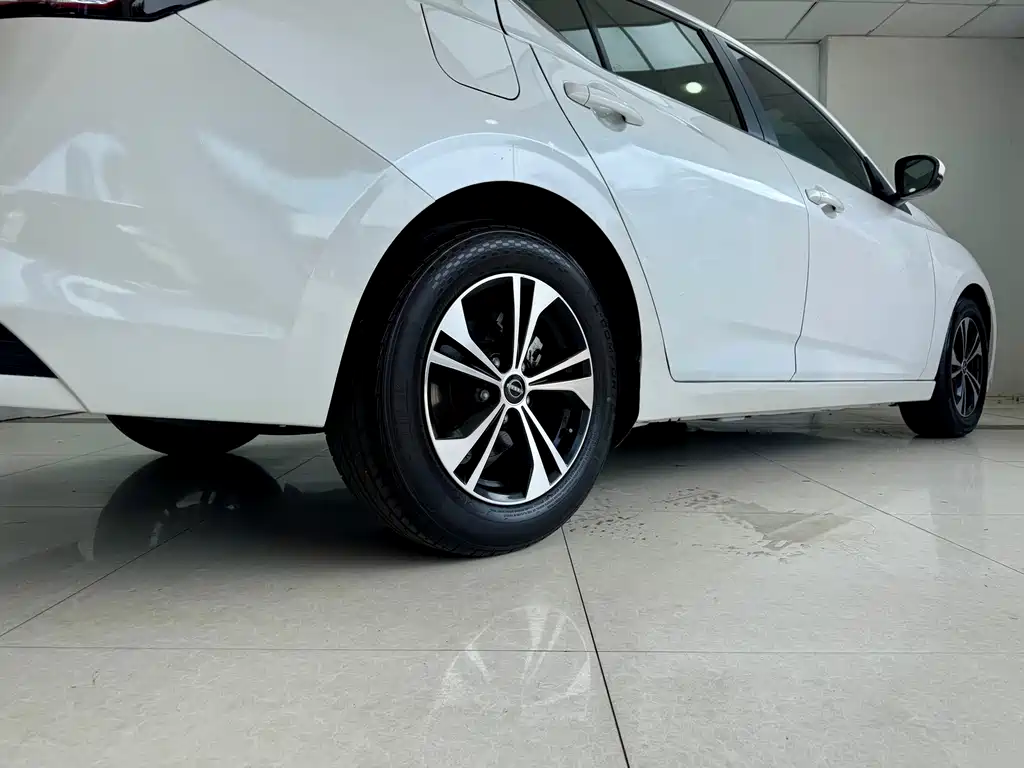 Nissan Sylphy — миниатюра 19