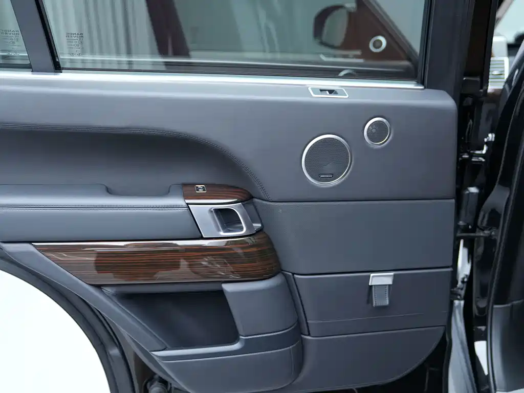 Land Rover Range Rover 2015 3.0 SC V6 Vogue SE Long Wheelbase