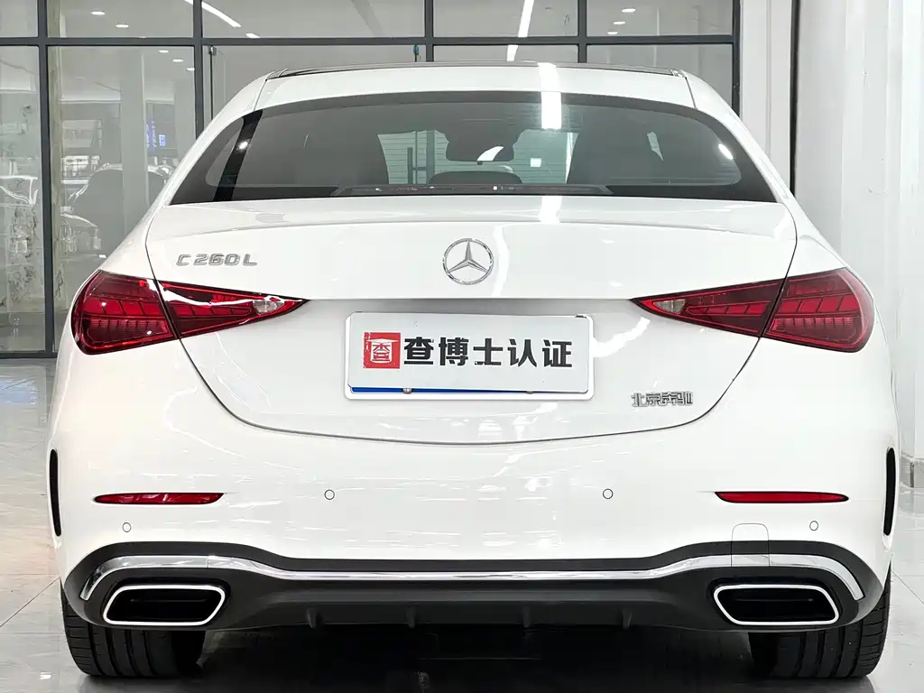 Mercedes-Benz C-Class — миниатюра 11