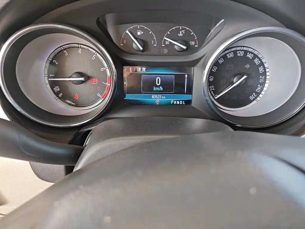 Buick Verano — миниатюра 12