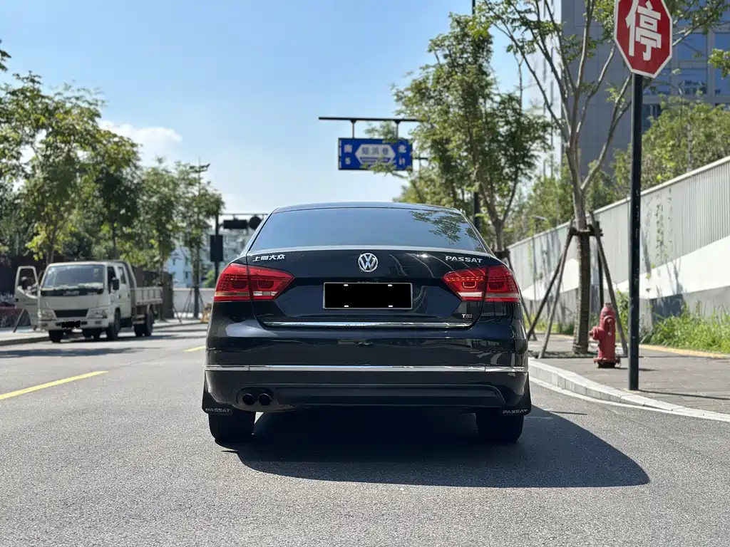 Volkswagen Passat — миниатюра 4