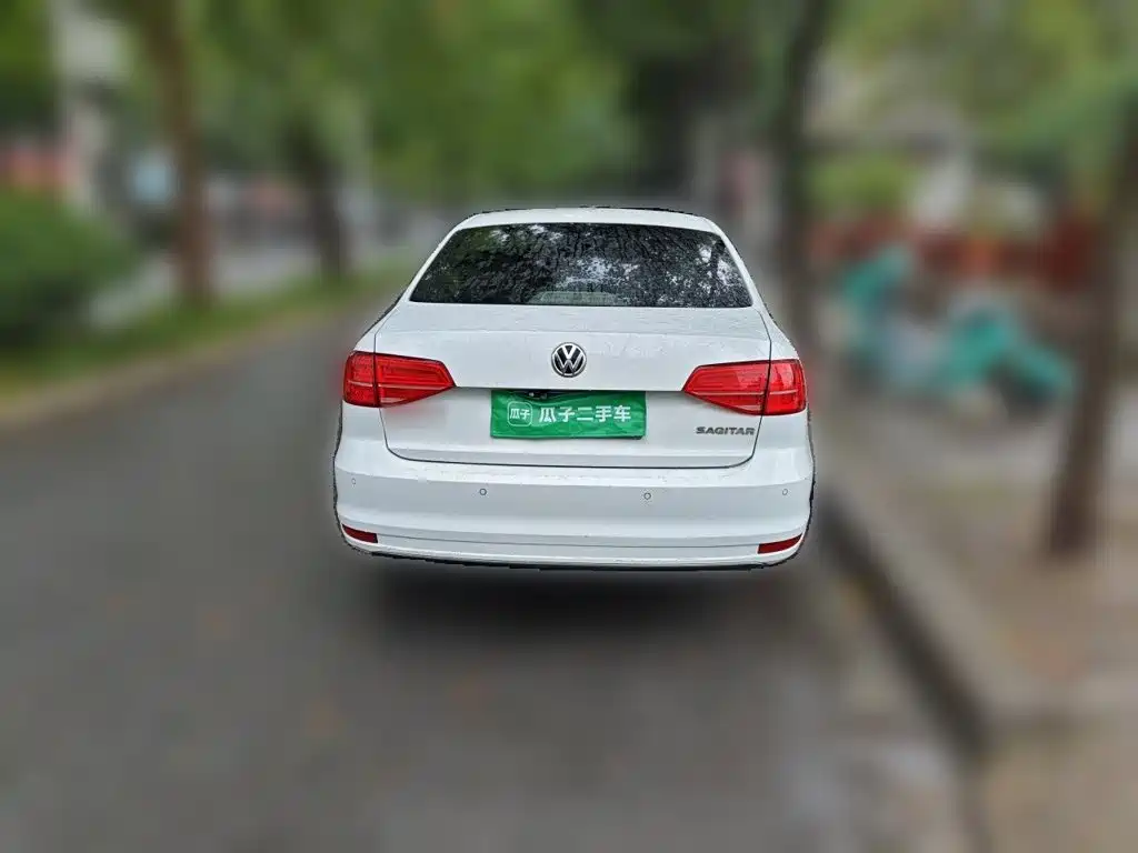 Volkswagen Sagitar — миниатюра 3