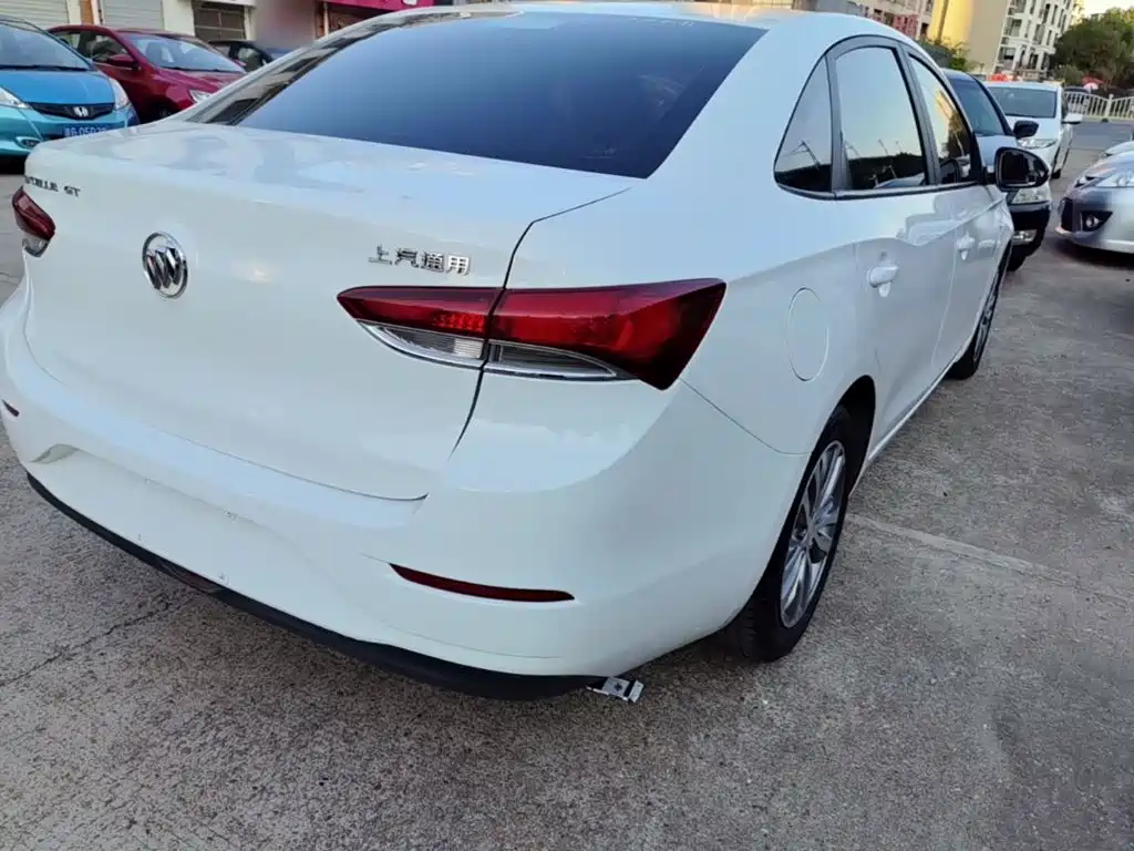 Buick Excelle — миниатюра 7
