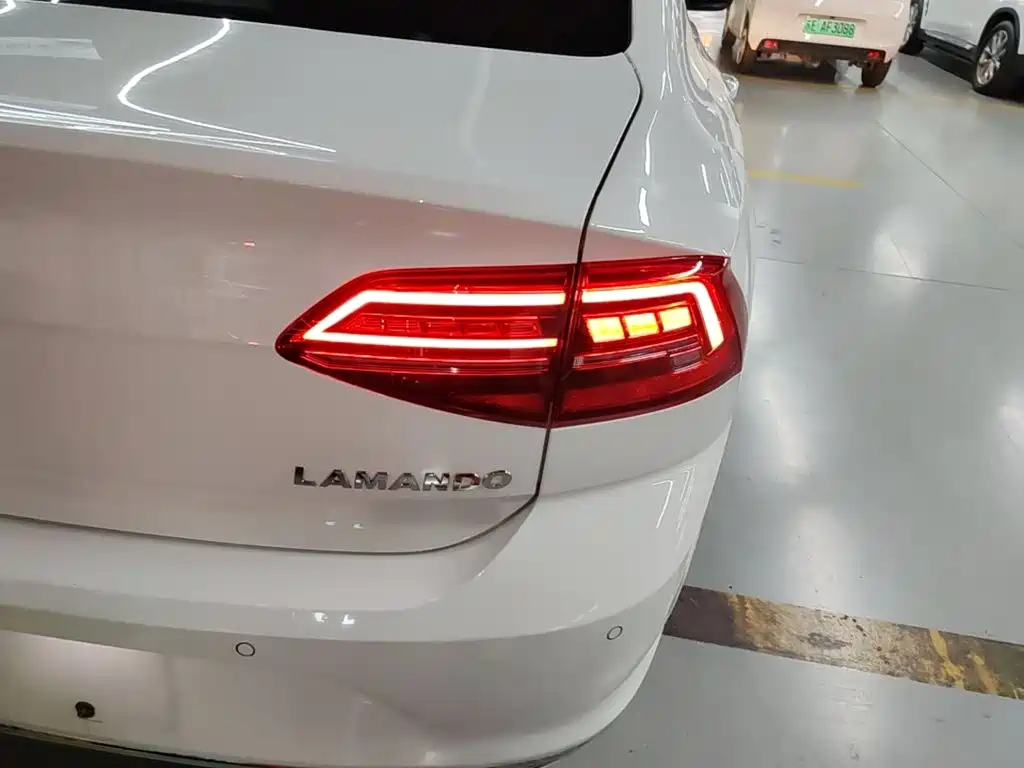 Volkswagen Lamando — миниатюра 8