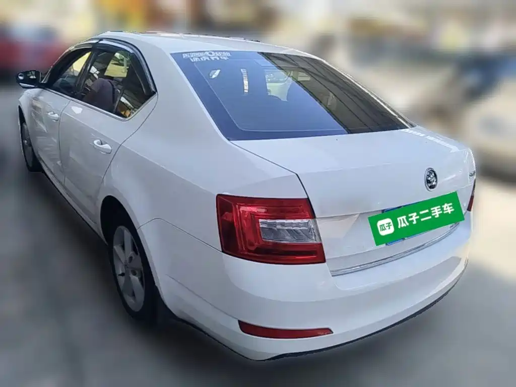 Skoda Octavia — миниатюра 7