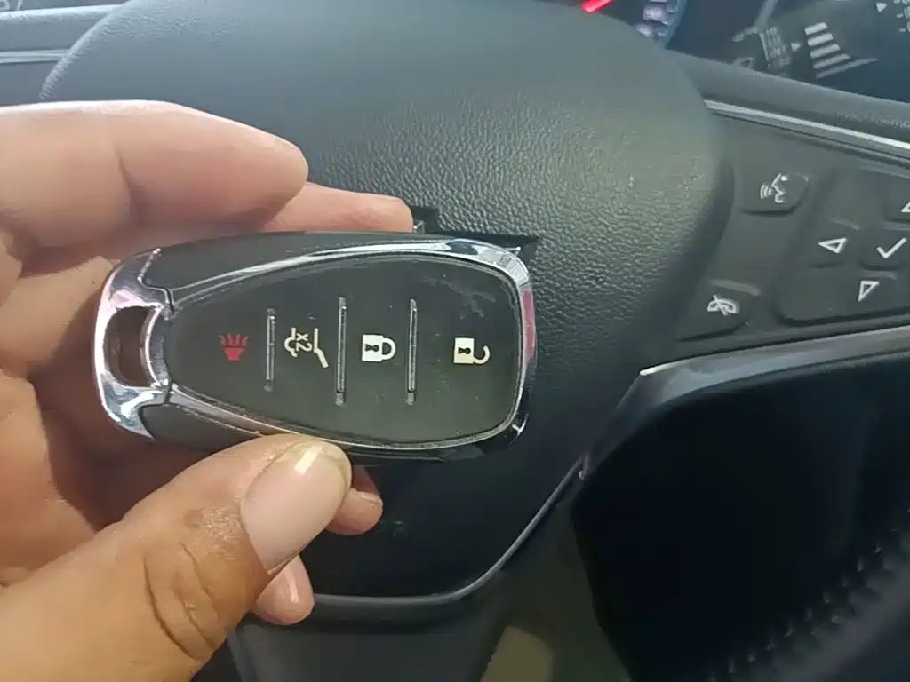Chevrolet Equinox — миниатюра 9