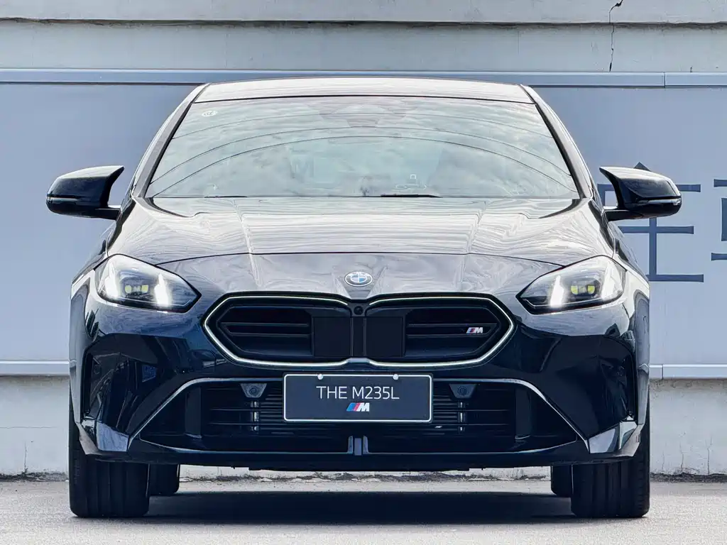 BMW M235L 0