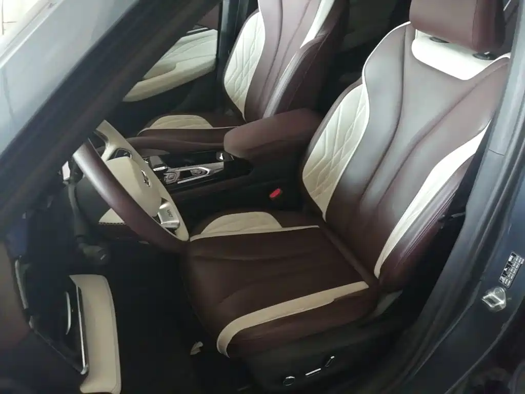 Geely Xingyue L — миниатюра 15