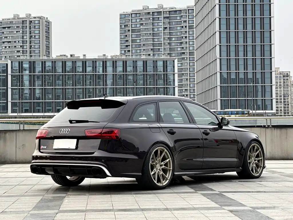 Audi RS 6 — миниатюра 4
