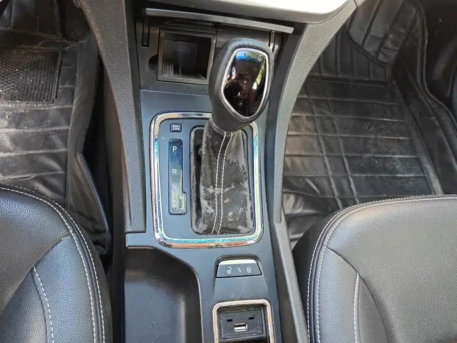 Geely Emgrand — миниатюра 16