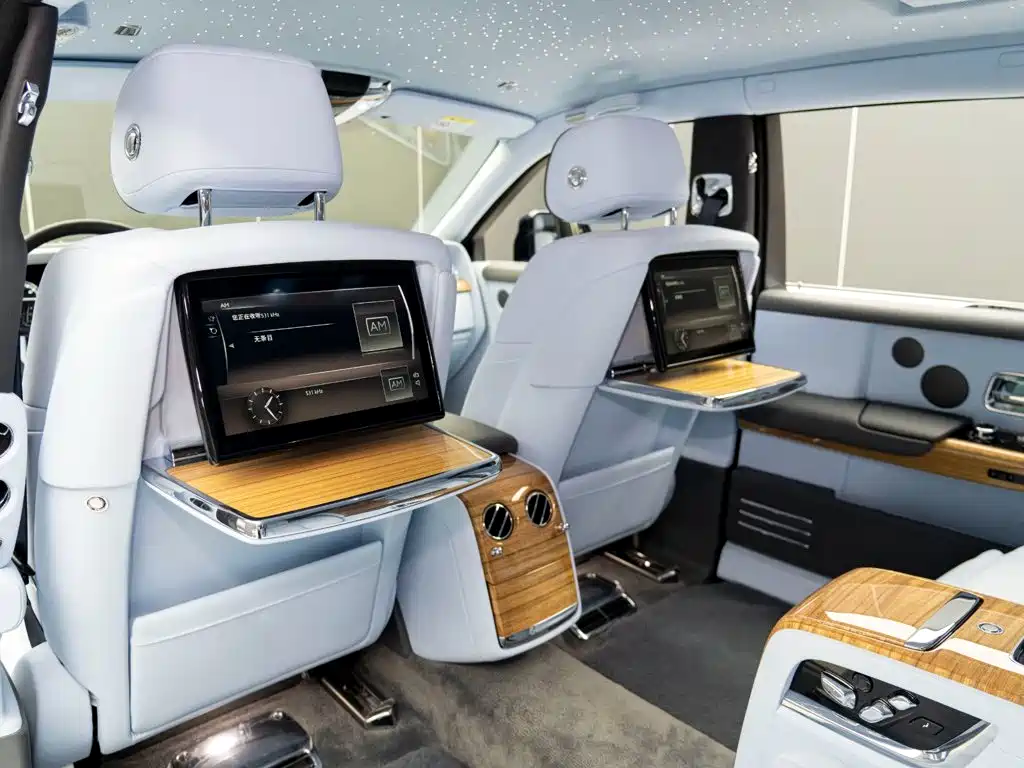 Rolls-Royce Phantom — миниатюра 20