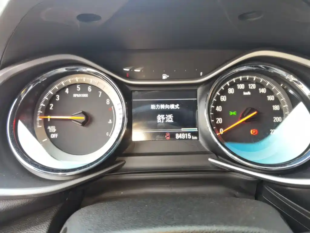 Chevrolet Volando — миниатюра 12