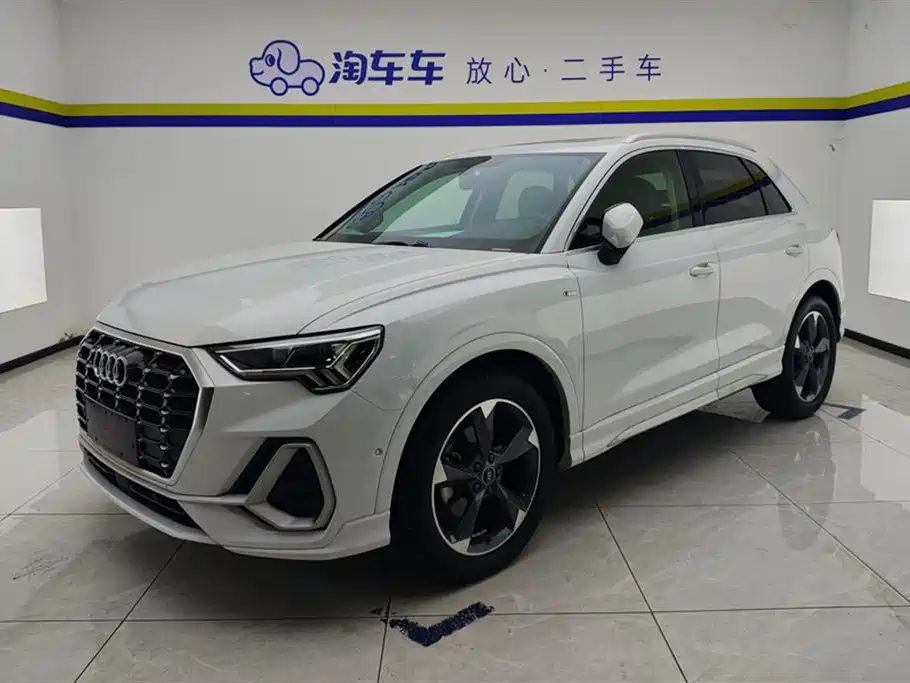 Audi Q3 2021
