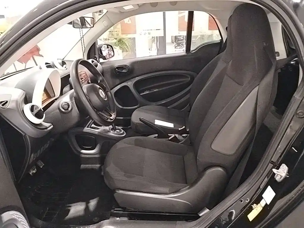 smart Smart Fortwo — миниатюра 15