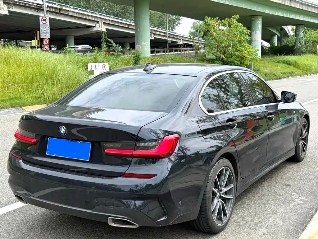 BMW 3 Series — миниатюра 9