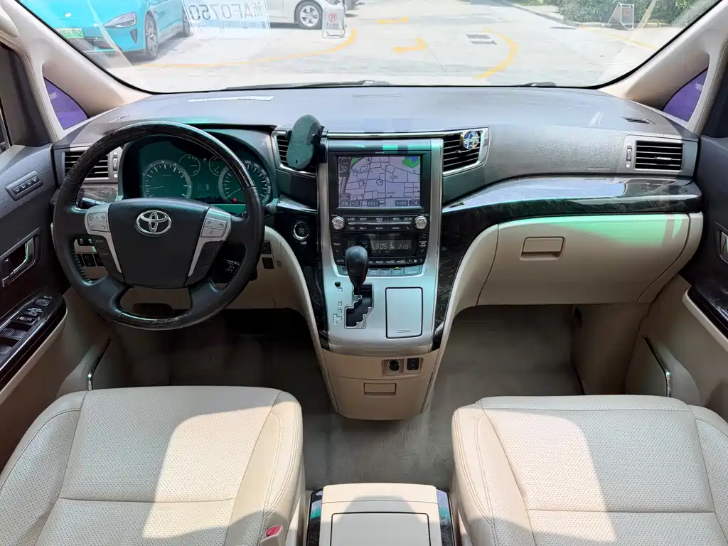 Toyota Alphard 2012 3.5L Luxury