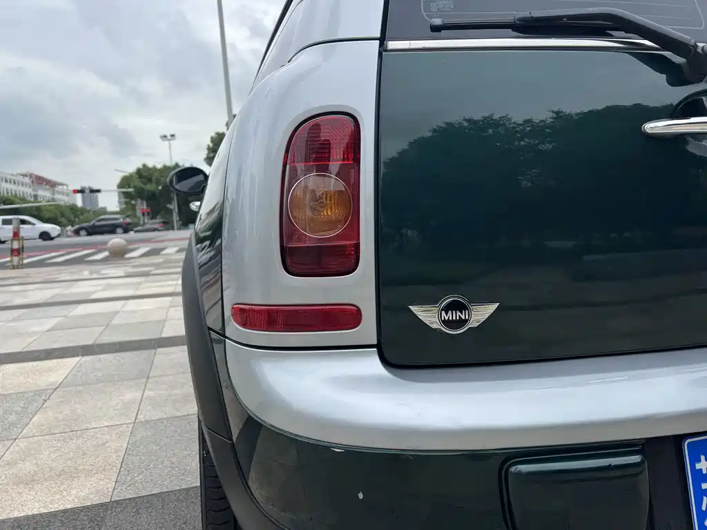 MINI Mini Clubman — миниатюра 13
