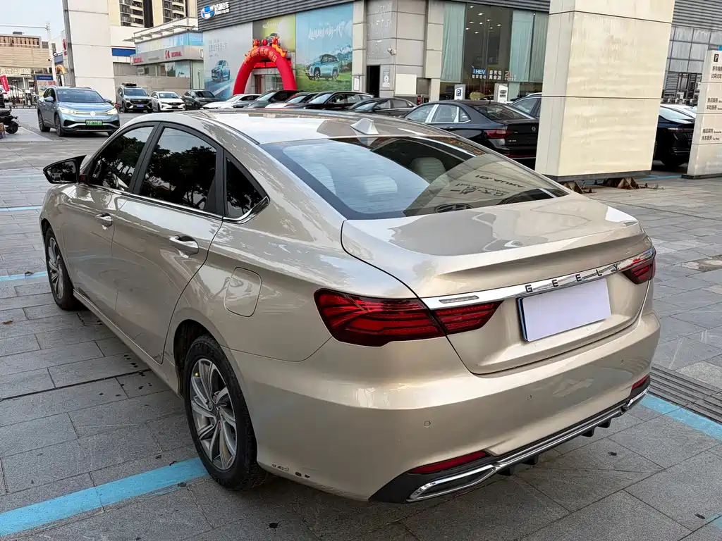 Geely Binrui — миниатюра 5