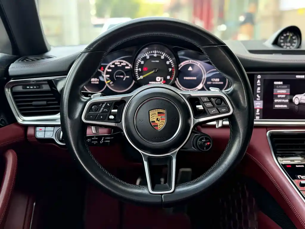 Porsche Panamera Hybrid — миниатюра 4
