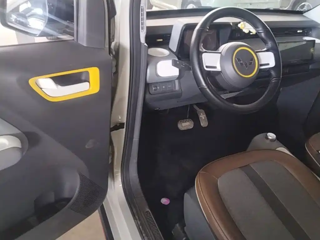 Wuling MINIEV — миниатюра 16